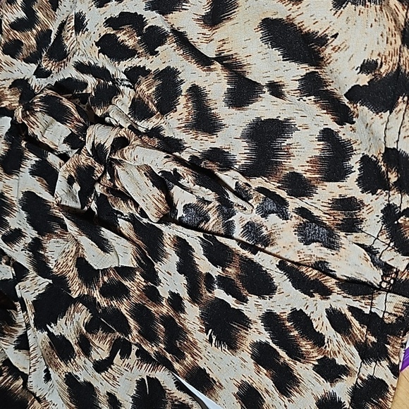 Lildy Split Sleeve Animal Print Pull Over Tunic 97% Polyester 3% Spandex Sz L/XL - Picture 8 of 10